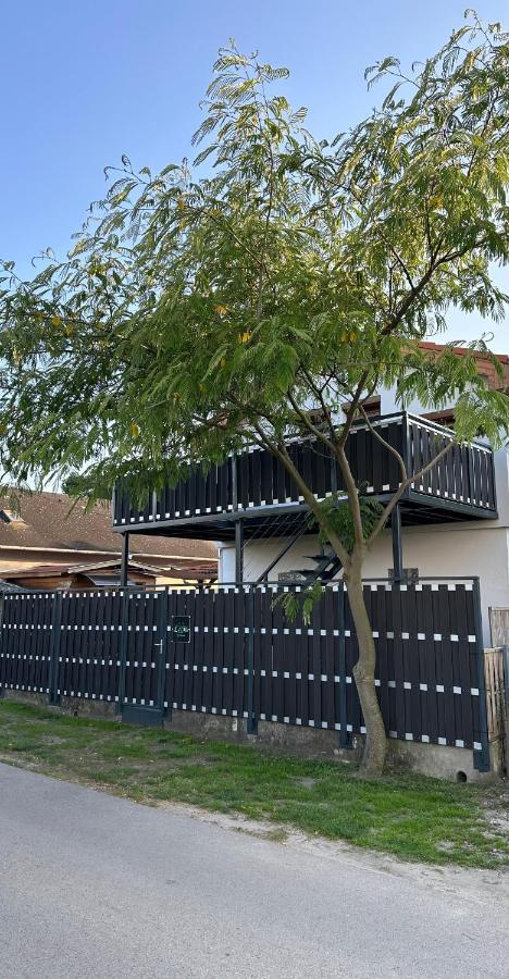 Limo Apartman Fonyód Exteriér fotografie